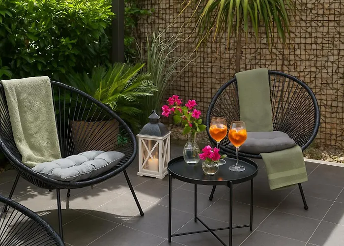 Sunny Garden The Modern * زادار