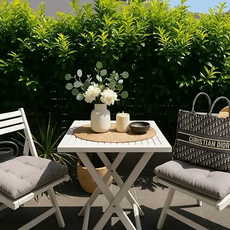 Sunny Garden The Modern 아파트