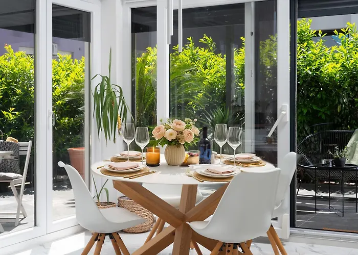 Sunny Garden The Modern